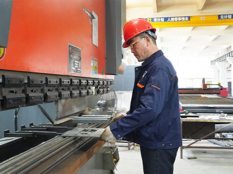 Bending machine